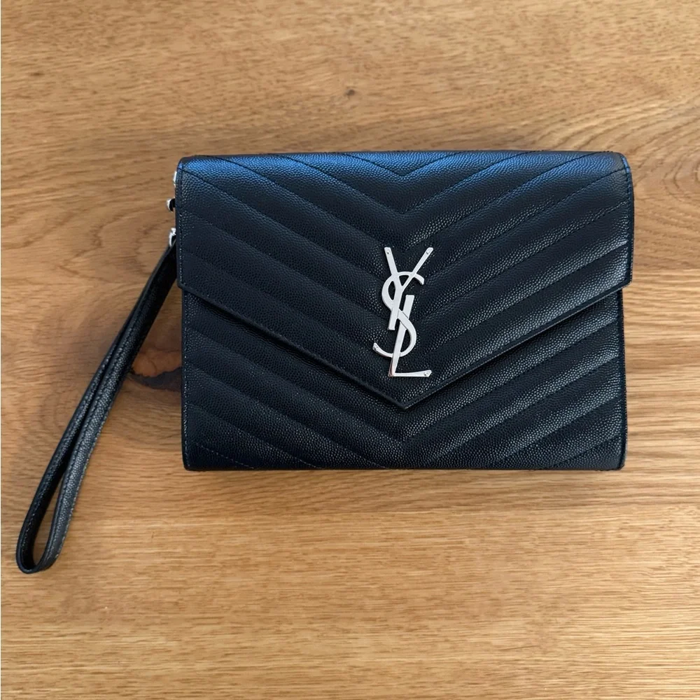 *Authentic* Yves Saint Laurent Cassandre Leather Clutch - Picture 1 of 5